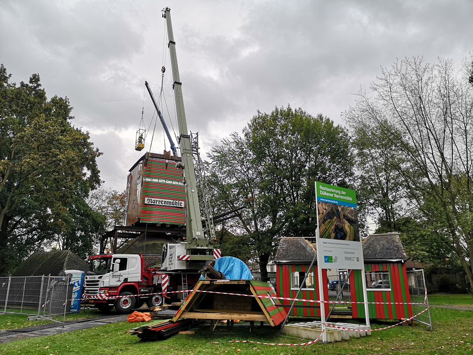 Arbeiten am Wiederaufbau der Dülkener Narrenmühle (Foto: Stadt Viersen)