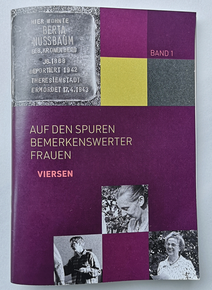Zu sehen ist der Umschlag der Broschüre mit vier Fotografien, drei Frauen und eine von einem Stolperstein