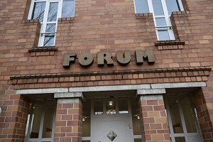 Eingang des Forums am Rathausmarkt