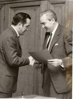 Peter van Vlodrop (1970 Bürgermeister von Süchteln) und Oberkreisdirektor Rudolf Müller