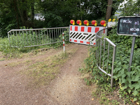 Gesperrte Brücke